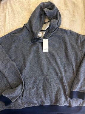 Goodfellow & Co Men's Textured Navy Hooded Pullover with Contrast Trim